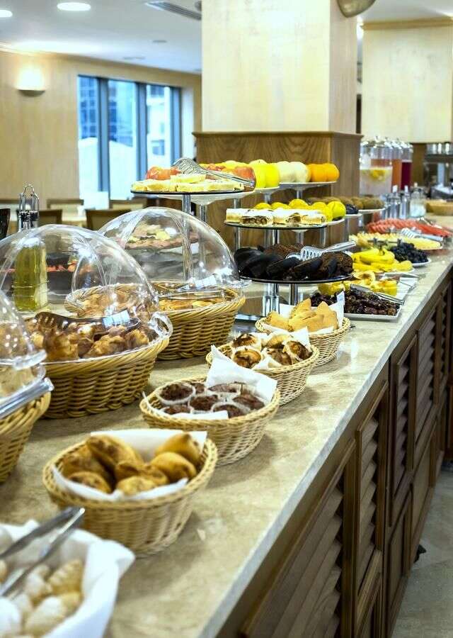 Отель Colosseum Marina Hotel Батуми-14