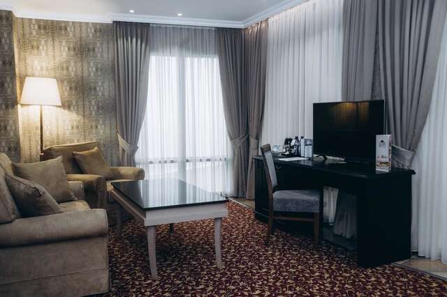 Отель Colosseum Marina Hotel Батуми-22