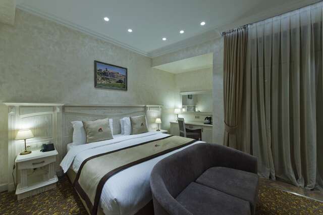 Отель Colosseum Marina Hotel Батуми-43